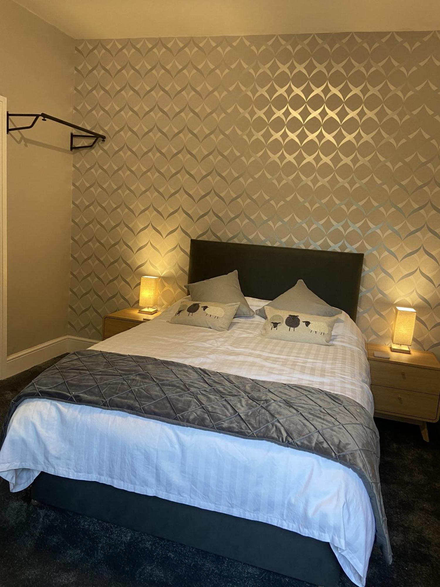 The Babbling Brook 3* Bridgwater